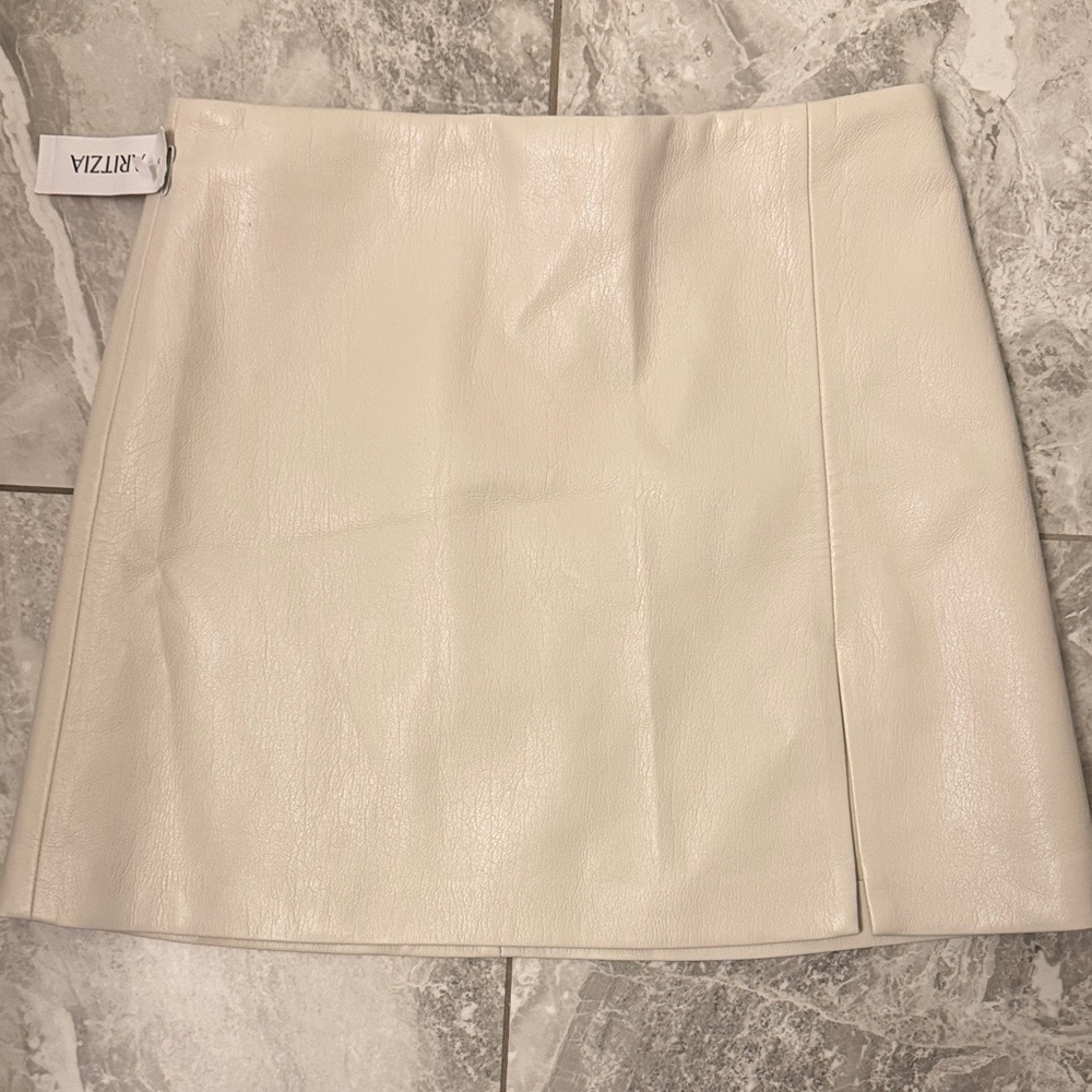 Aritzia Off-White Mini Skirt